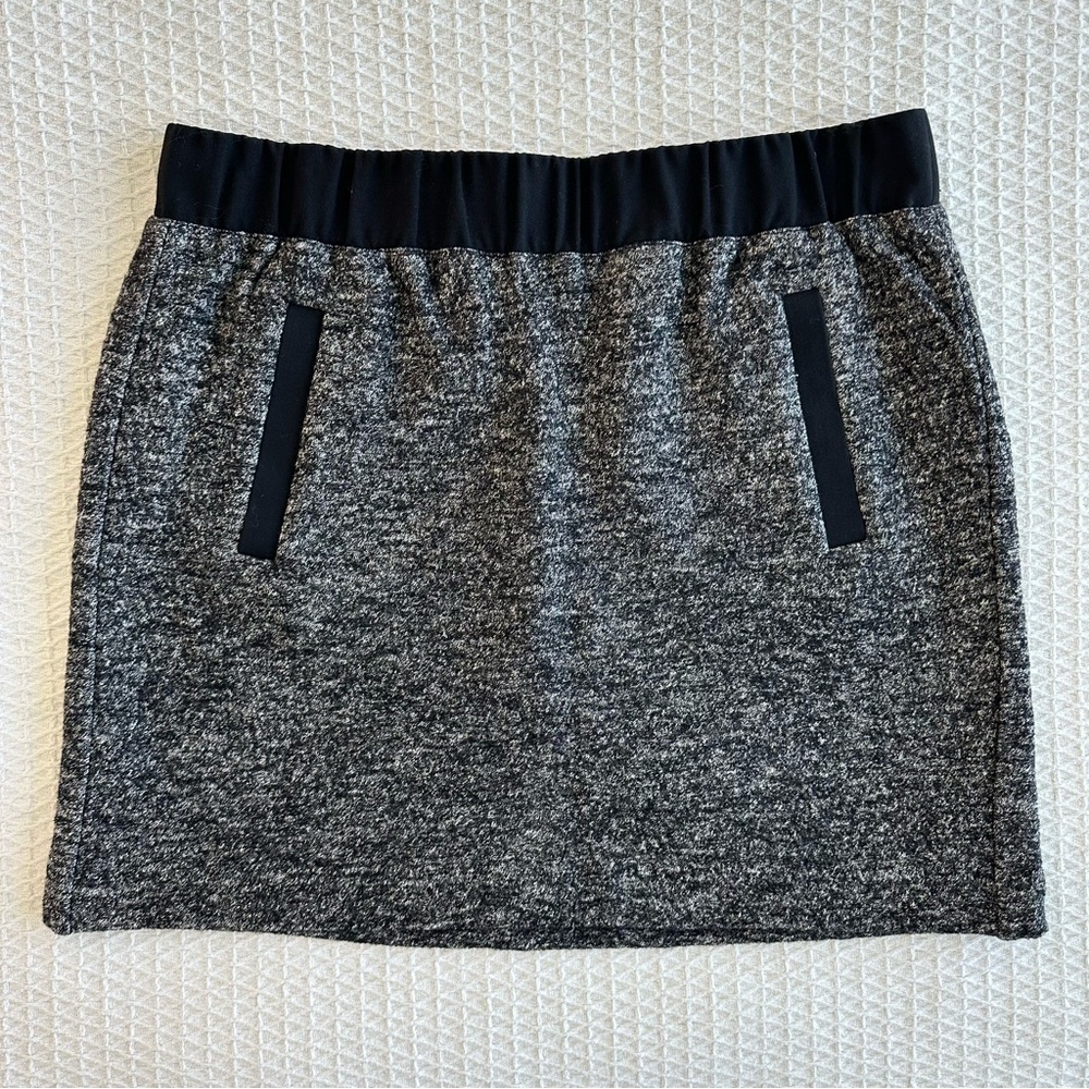 NWT LOFT gray and black mini skirt